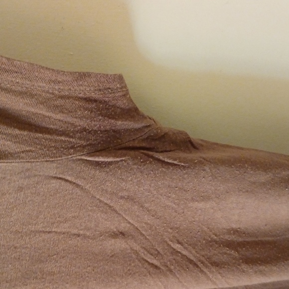 Women's Soft Splash Criss-Crossed Shoulder Sides Brown Blouse Size Large - Picture 13 of 13